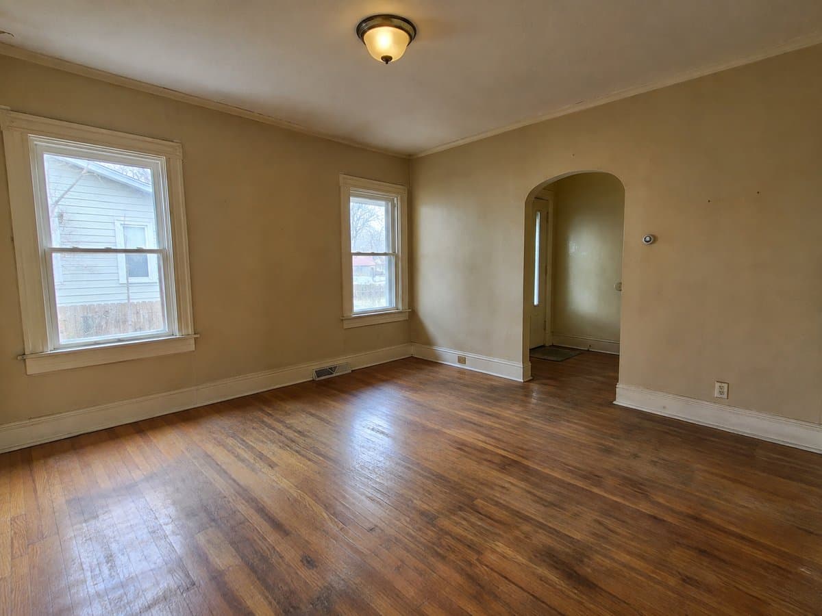 Living room before staging